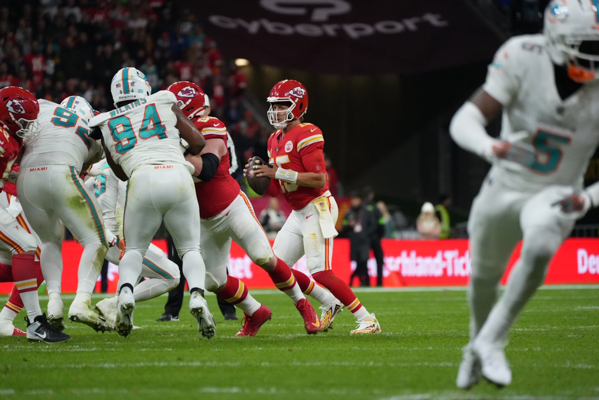 Kansas City Chiefs outlast spirited Miami Dolphins in Germany
