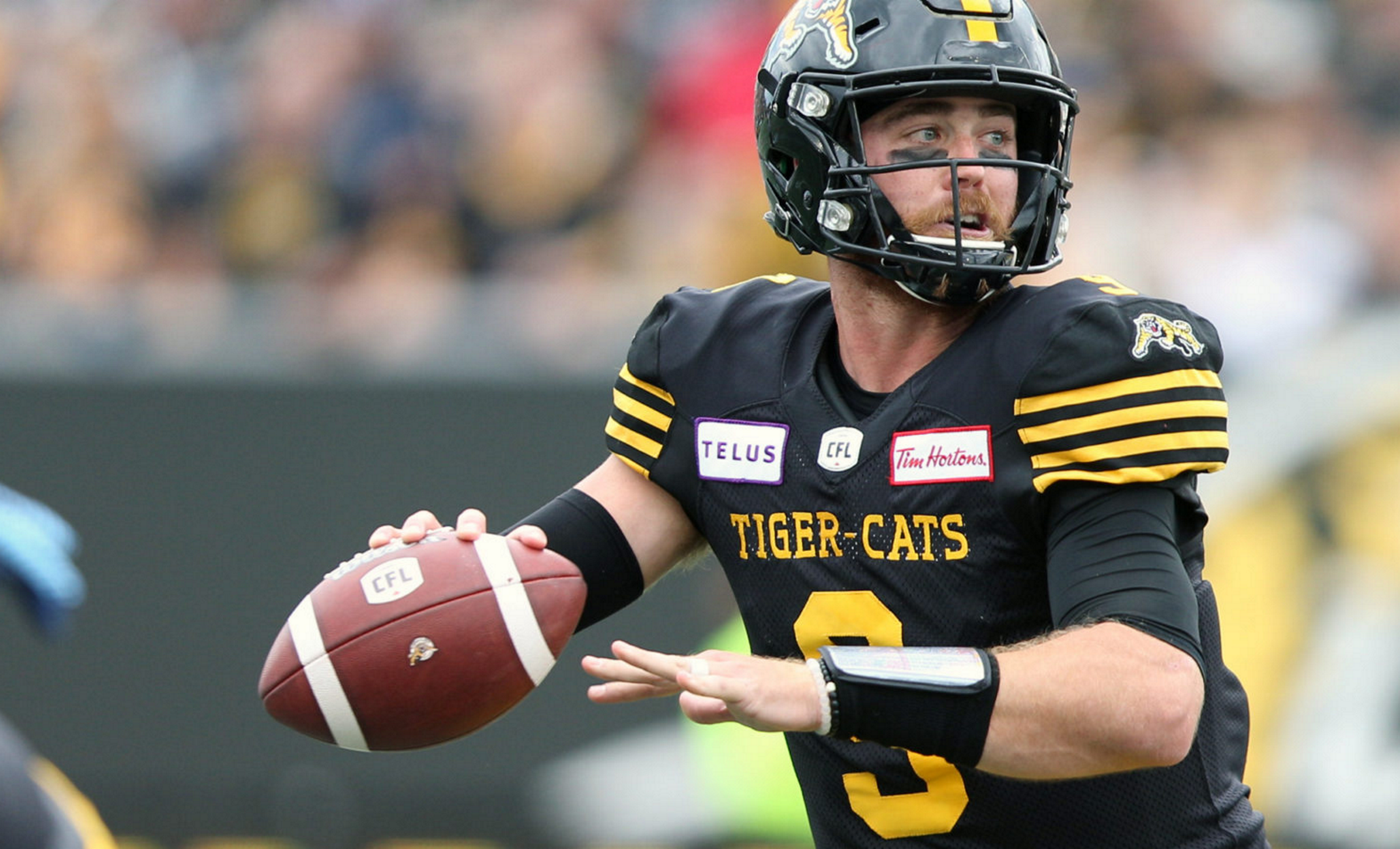 Veteran Dane Evans leads Hamilton Ticats to stunning home victory