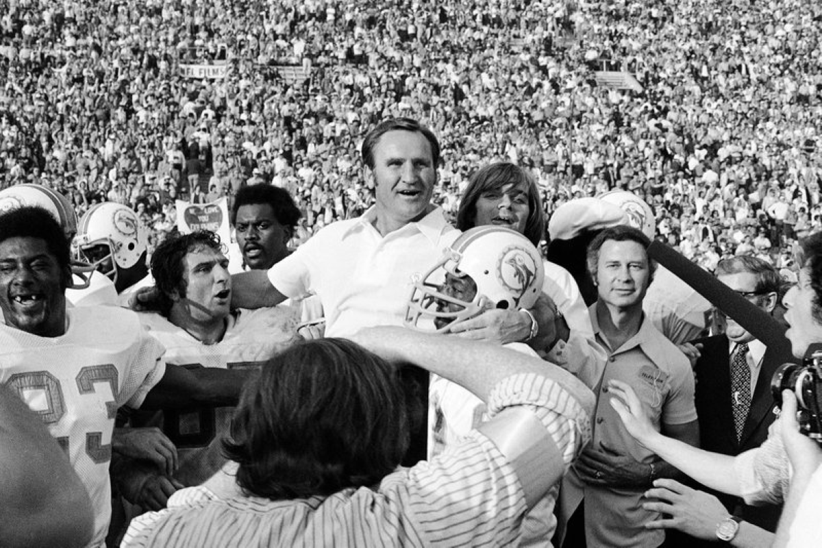 32 Stats On Don Shula's Historic Career