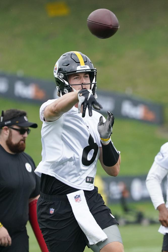 And they’re off! Steelers QB derby begins in earnest