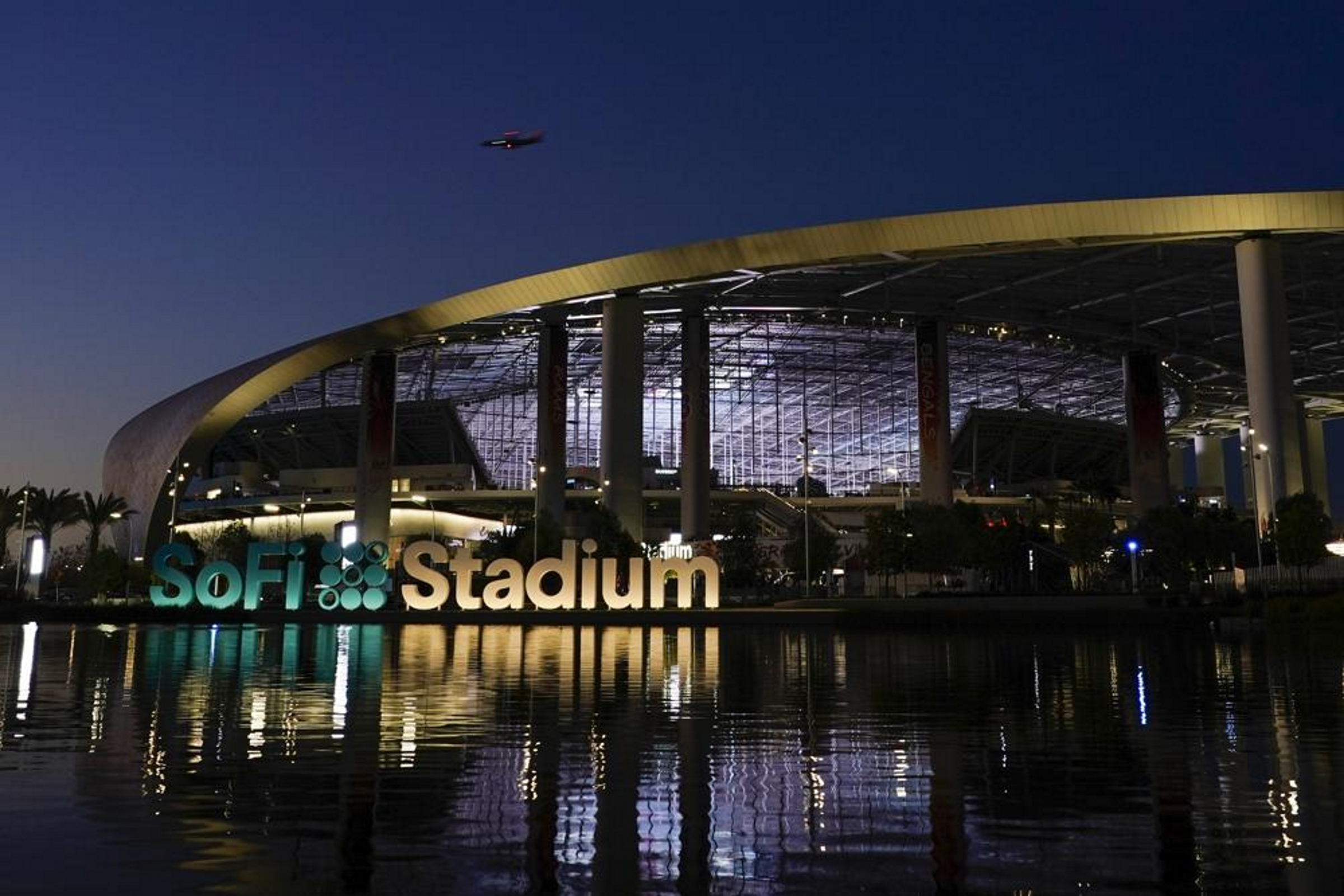 Super Bowl preparations begin at SoFi stadium 