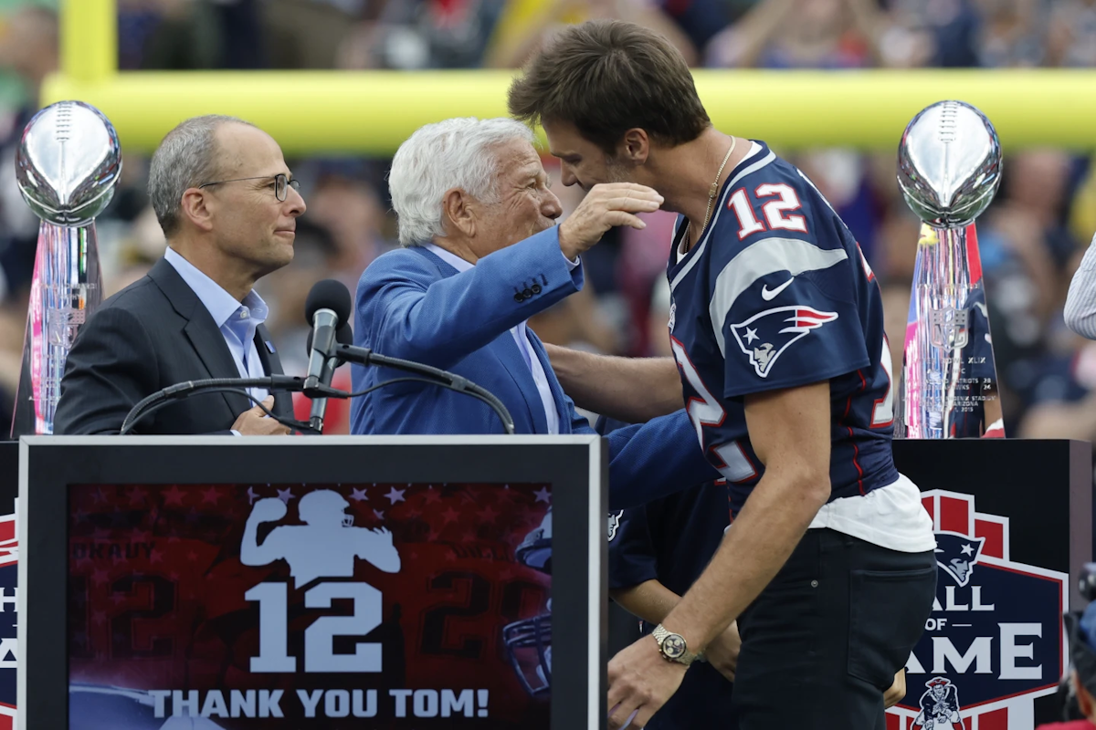 Robert Kraft Promises Welcome Wagon for Tom Brady in Return to
